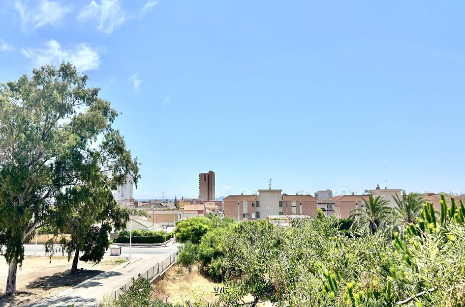 Villa in Santiago de la Ribera