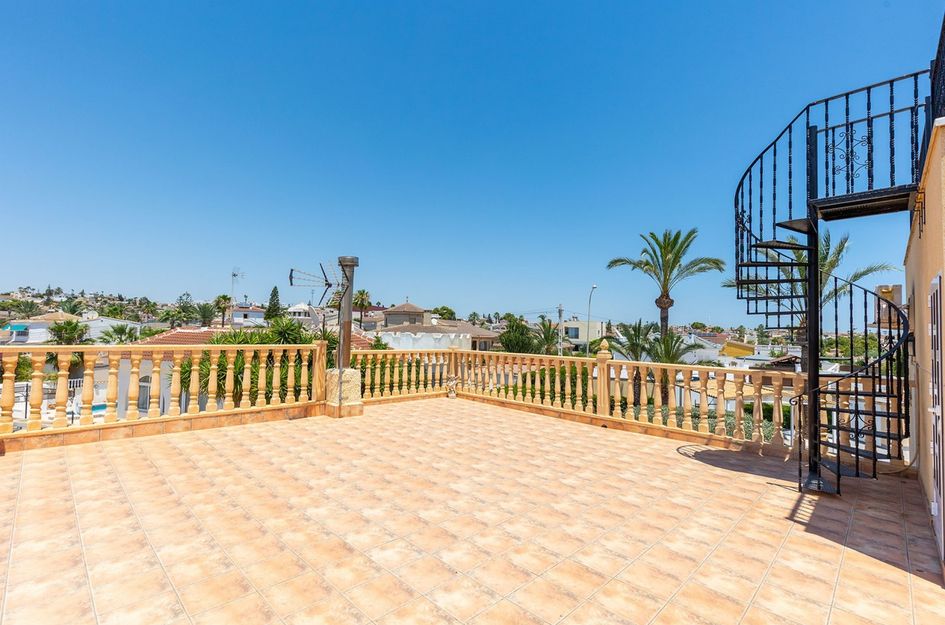 Villa in Quesada