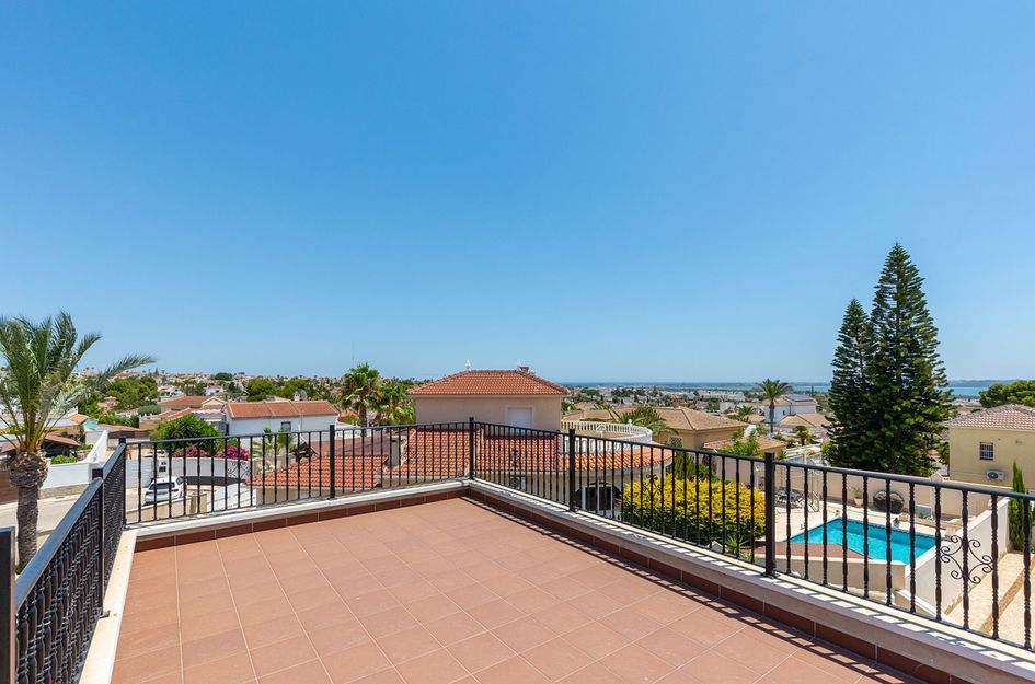 Villa in Quesada
