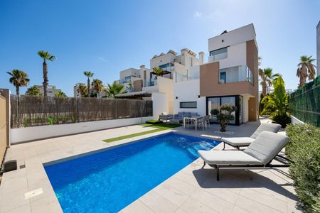 Villa in El Raso