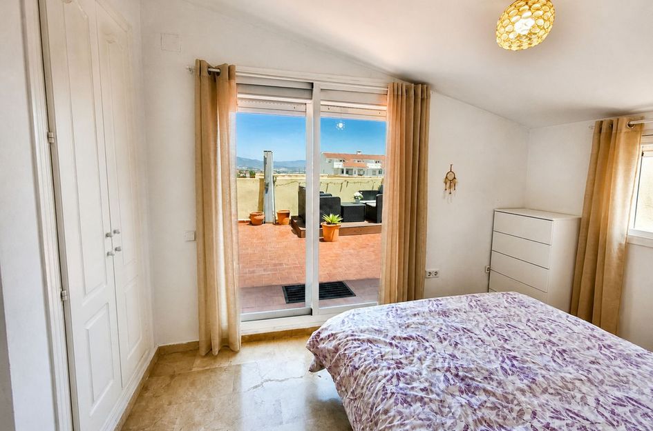 Penthouse in Puerto de la Duquesa