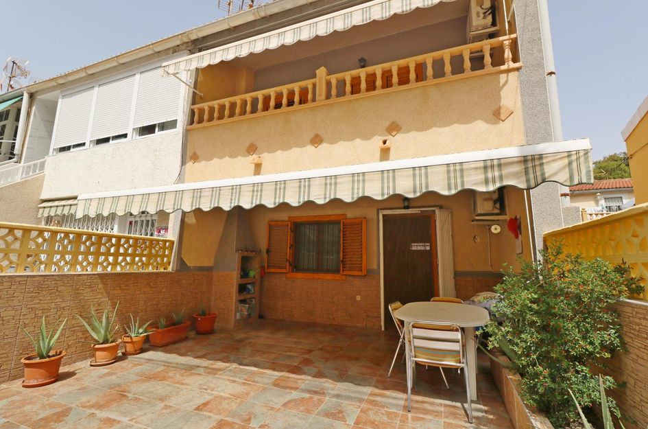 Huis in Punta Prima