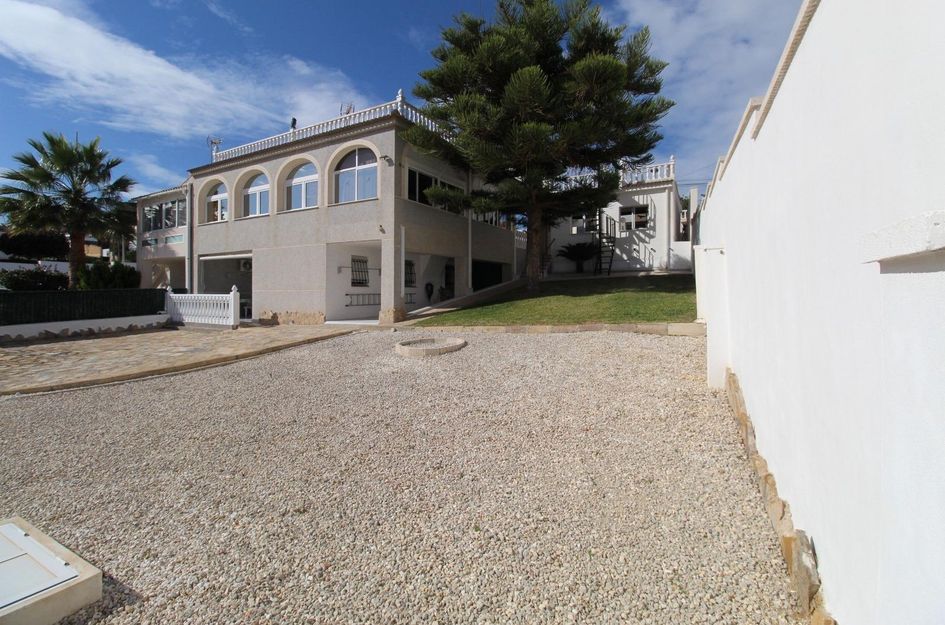 Huis in Punta Prima