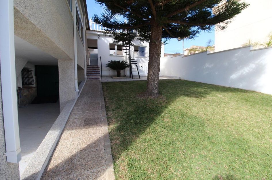 Huis in Punta Prima