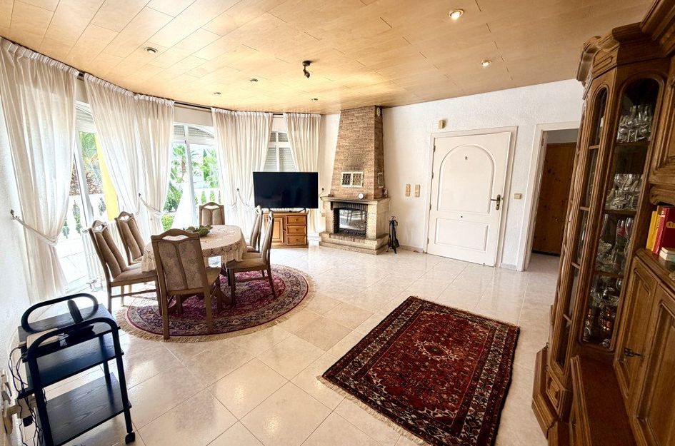 Villa in Quesada