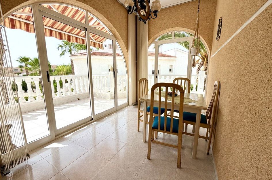 Villa in Quesada