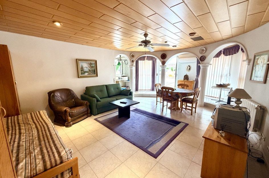 Villa in Quesada
