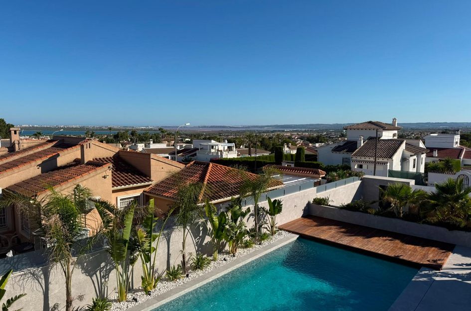 Villa in Quesada