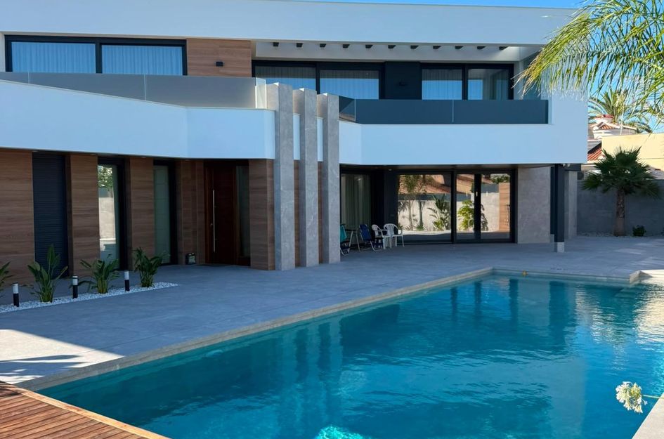 Villa in Quesada