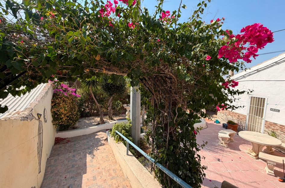 Villa in Desemparats