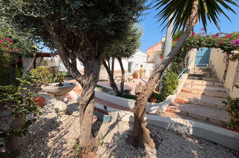 Villa in Desemparats