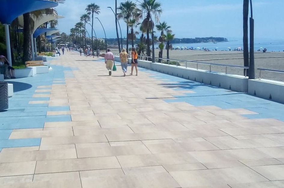 Appartement in Urbanización Puerto de Estepona