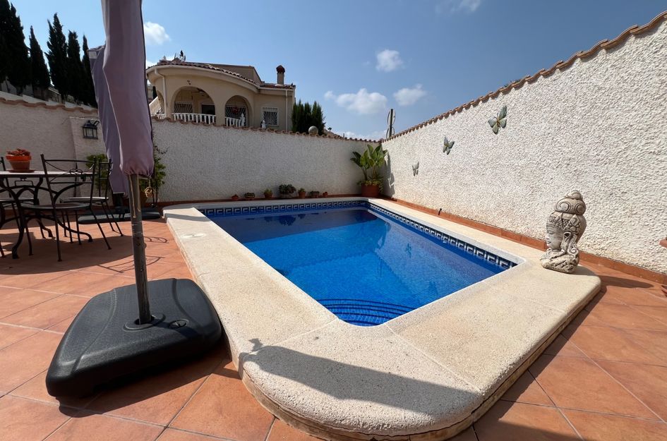 Villa in Quesada
