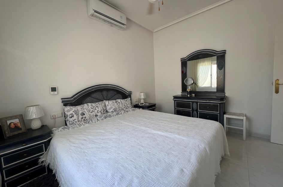Villa in Quesada