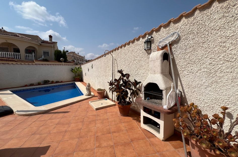 Villa in Quesada