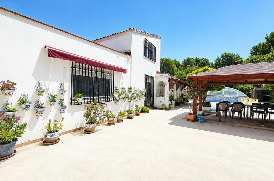 Villa in Villena