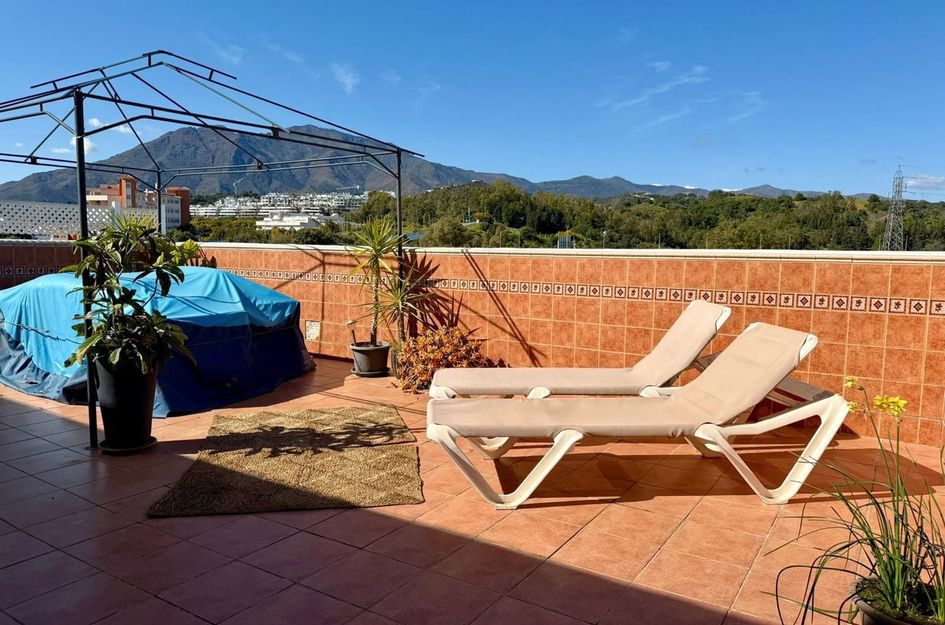 Penthouse in Urbanización Puerto de Estepona