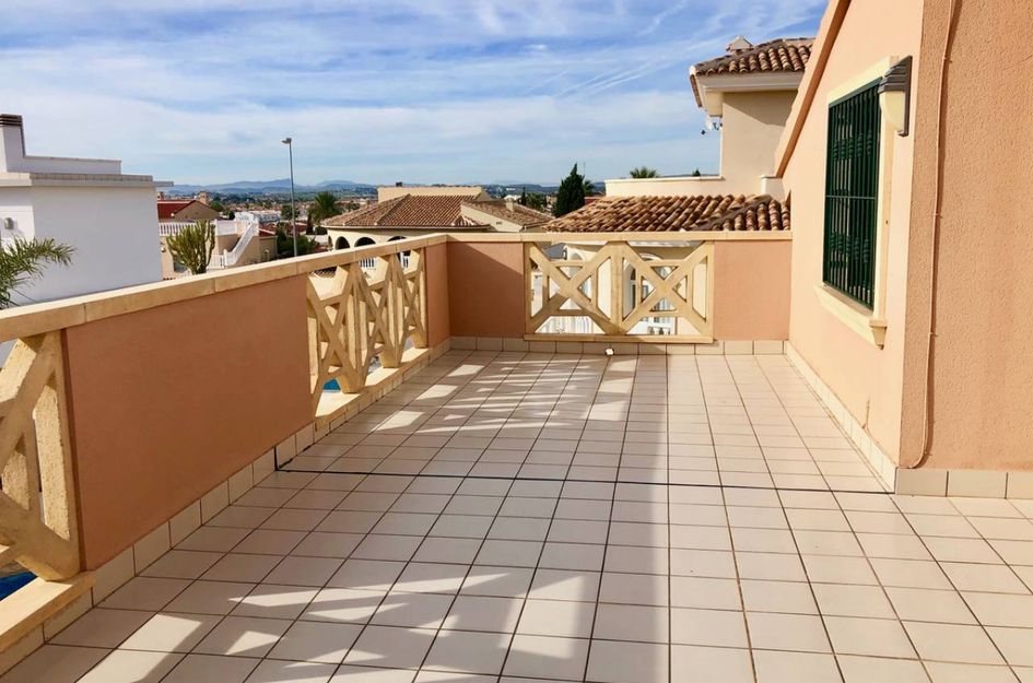 Villa in Quesada