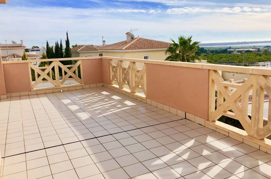 Villa in Quesada