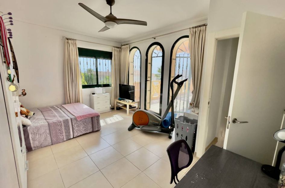 Villa in Quesada