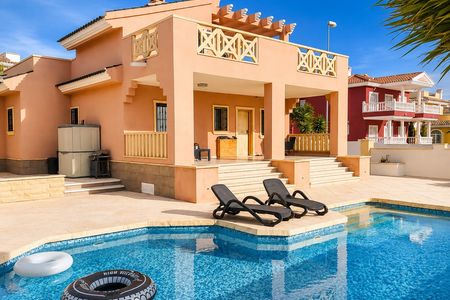 Villa in Quesada