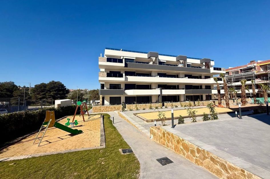 Penthouse in Los Almendros