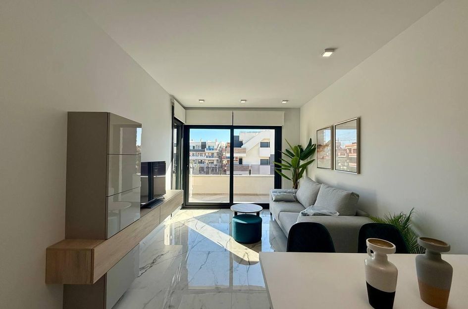 Penthouse in Los Almendros