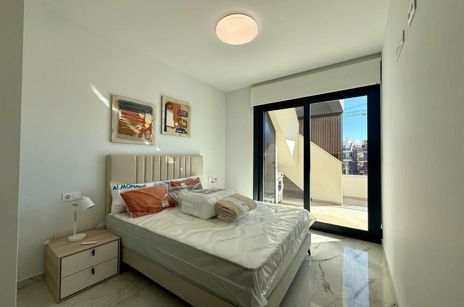 Penthouse in Los Almendros