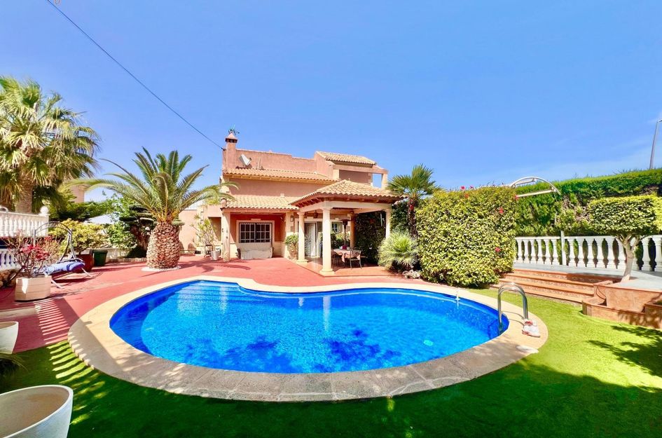 Villa in Torrevieja