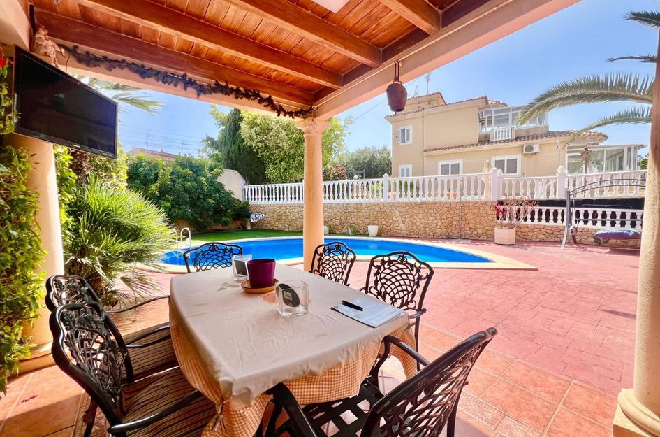 Villa in Torrevieja