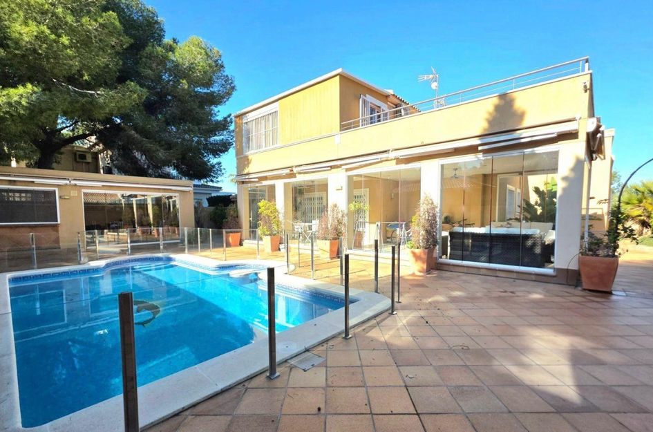 Huis in Los Almendros