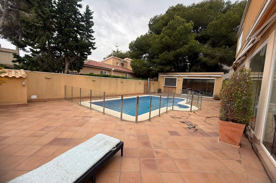 Huis in Los Almendros