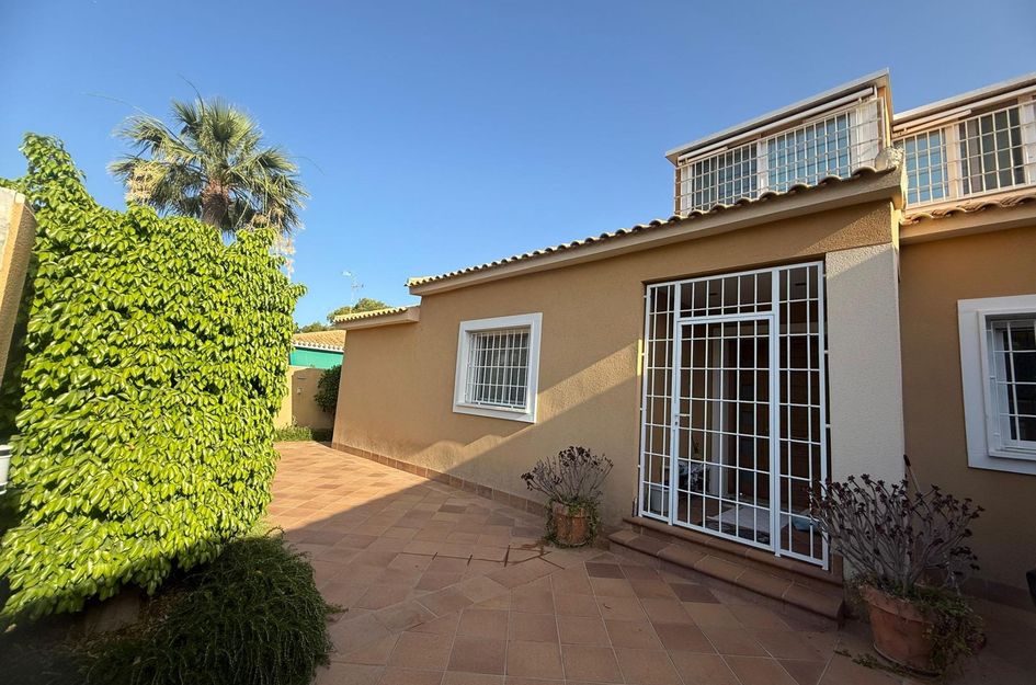 Huis in Los Almendros