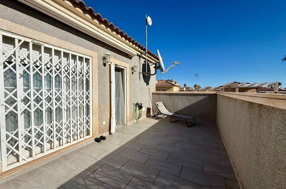 Villa in Los Almendros