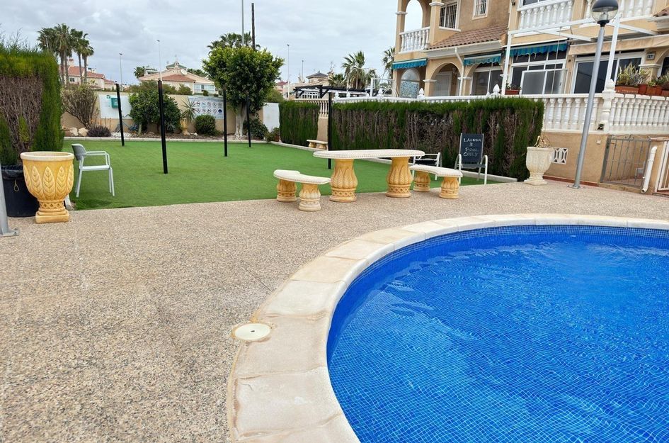 Villa in Los Almendros