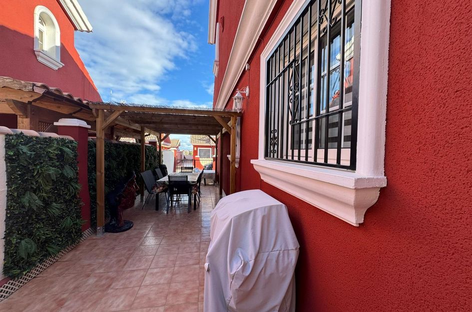 Huis in Los Almendros