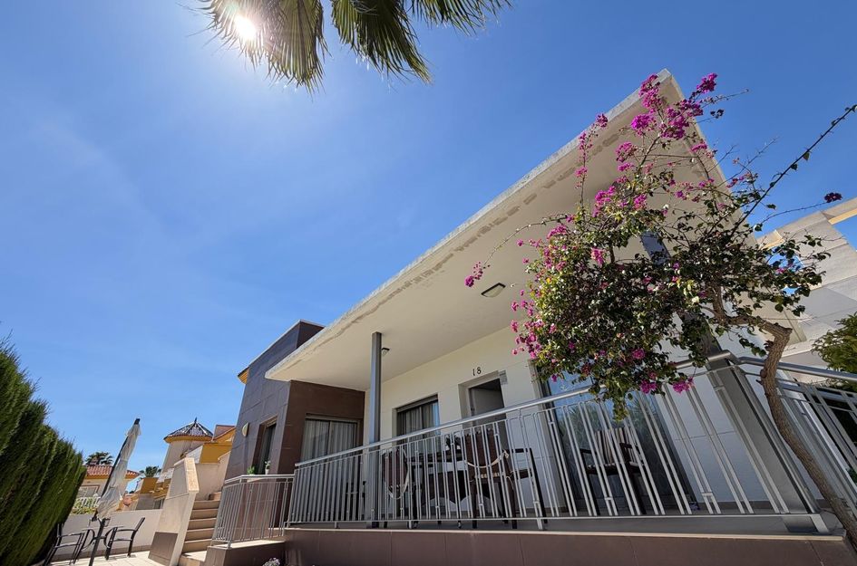 Villa in Quesada