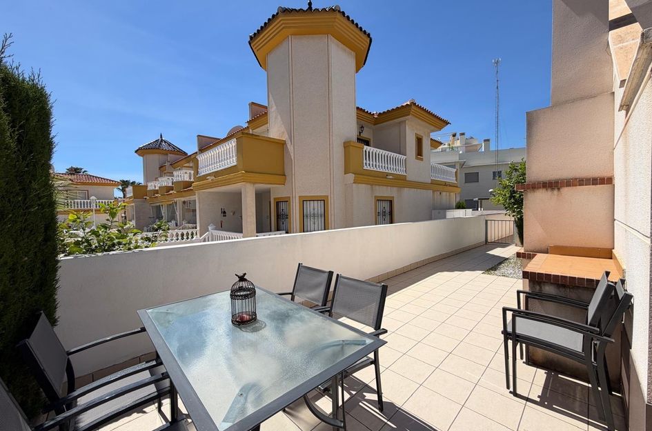 Villa in Quesada