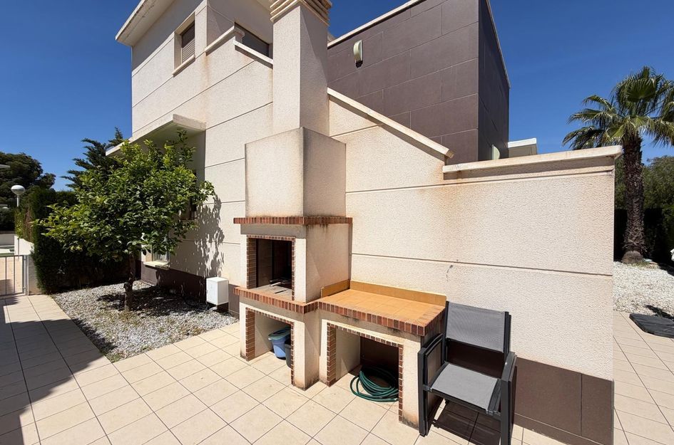 Villa in Quesada