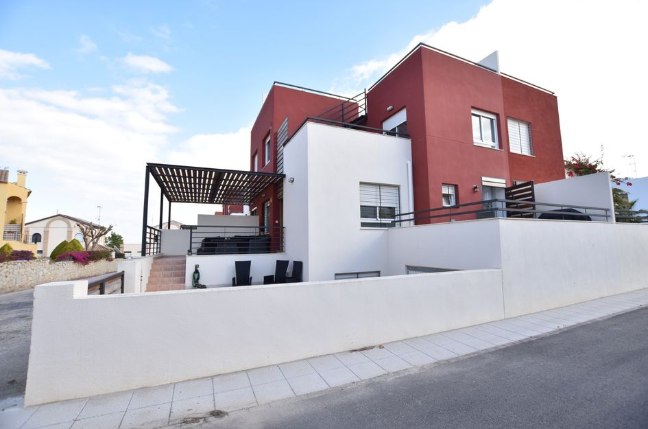 Villa in Castillo de Montemar
