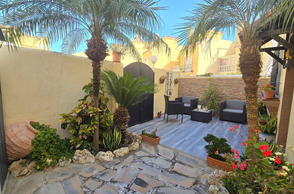 Halfvrijstaand in Estepona
