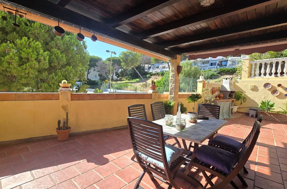 Halfvrijstaand in Estepona