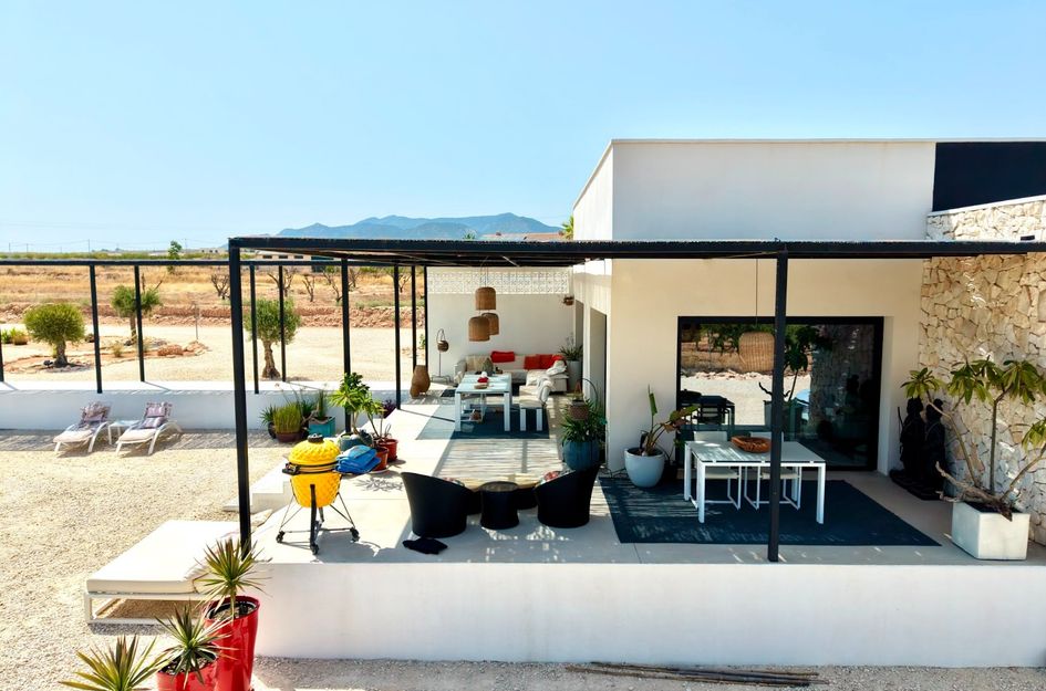 Villa in El Pinós