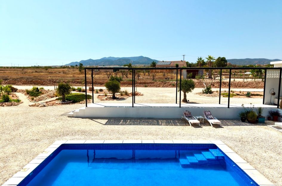 Villa in El Pinós