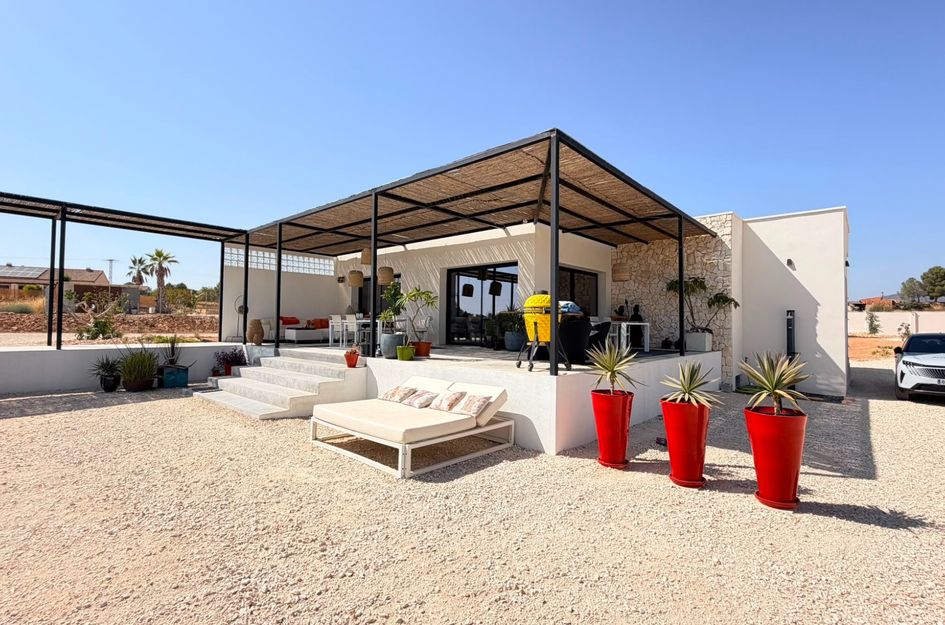 Villa in El Pinós