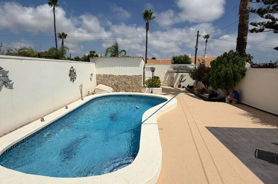 Villa in Cabo Roig
