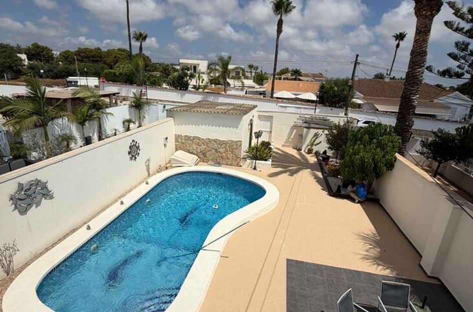 Villa in Cabo Roig