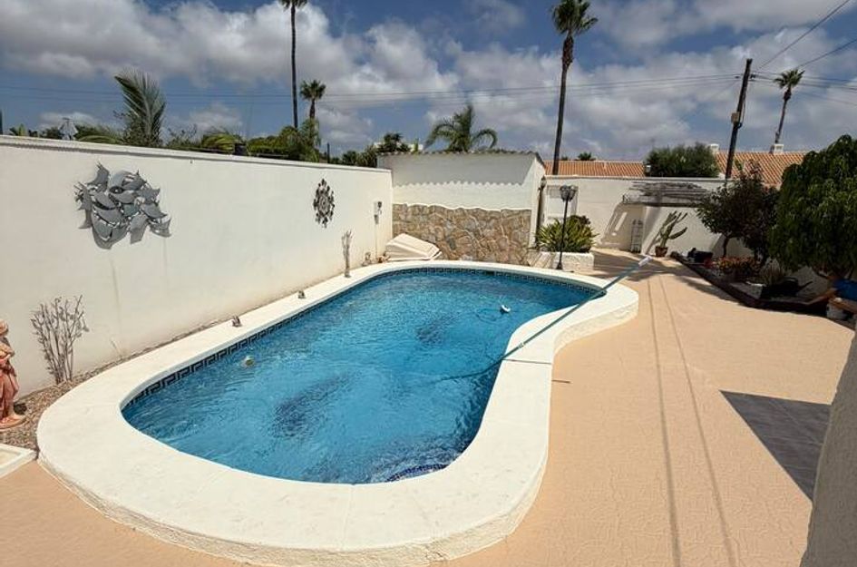 Villa in Cabo Roig