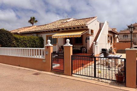 Halfvrijstaand in Monte Zenia