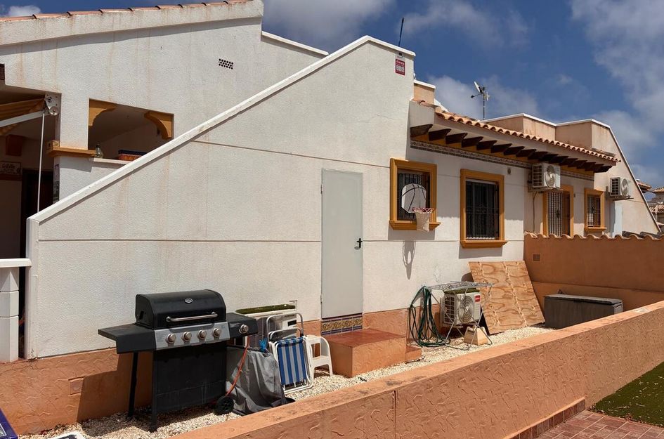 Halfvrijstaand in Monte Zenia